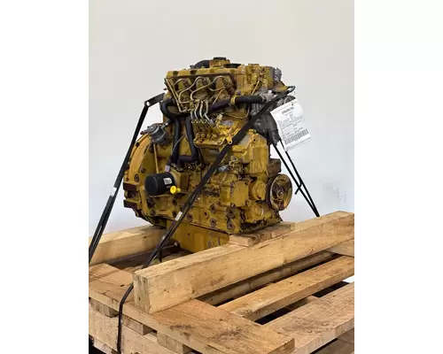 CATERPILLAR 3024 Engine Assembly