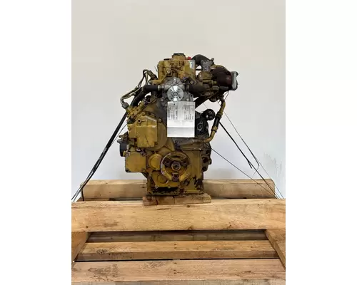 CATERPILLAR 3024 Engine Assembly