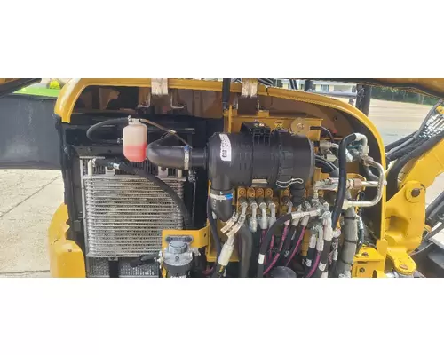 CATERPILLAR 303.5E2 Equipment (Whole Vehicle)