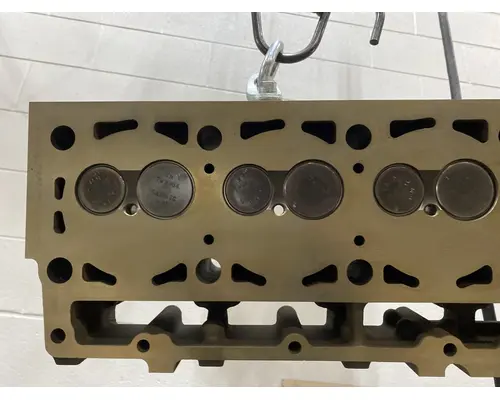 CATERPILLAR 3116 Cylinder Head