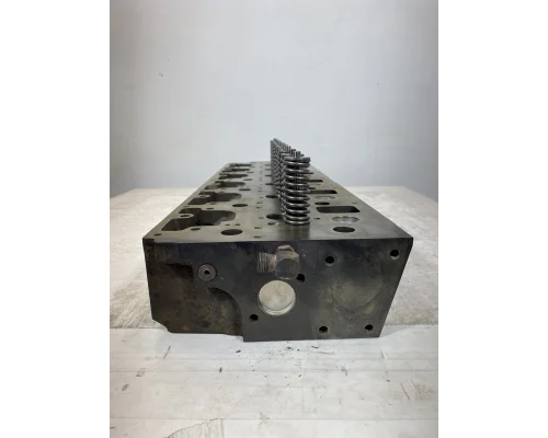 CATERPILLAR 3116 Cylinder Head