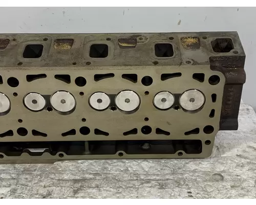 CATERPILLAR 3116 Engine Cylinder Head