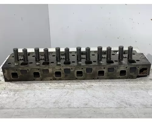 CATERPILLAR 3116 Engine Cylinder Head