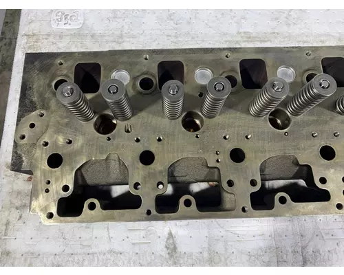 CATERPILLAR 3116 Engine Cylinder Head