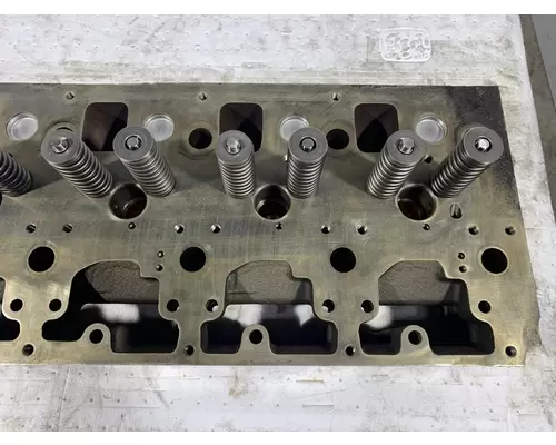 CATERPILLAR 3116 Engine Cylinder Head