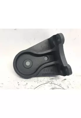 CATERPILLAR 3116 Engine Mount