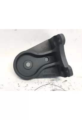CATERPILLAR 3116 Engine Mounts