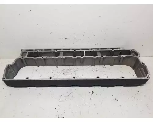 CATERPILLAR 3116 Valve Cover Base