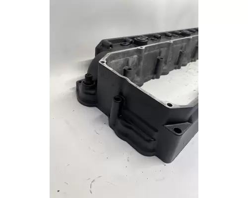 CATERPILLAR 3116 Valve Cover