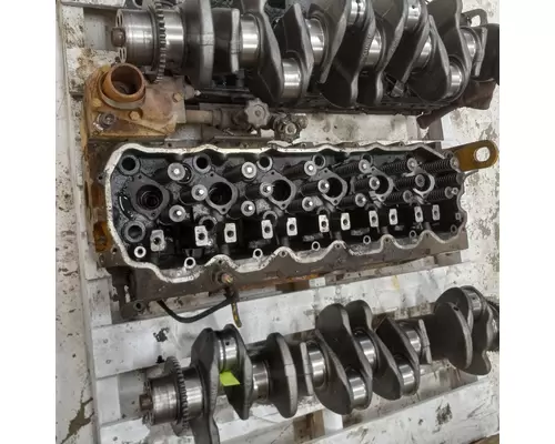 CATERPILLAR 3126B Cylinder Head