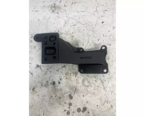 CATERPILLAR 3126B Engine Bracket