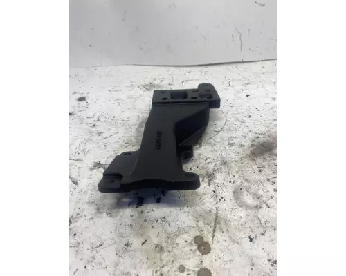 CATERPILLAR 3126B Engine Bracket