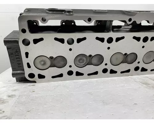 CATERPILLAR 3126 Cylinder Head