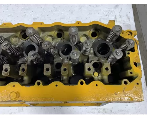 CATERPILLAR 3126 Cylinder Head