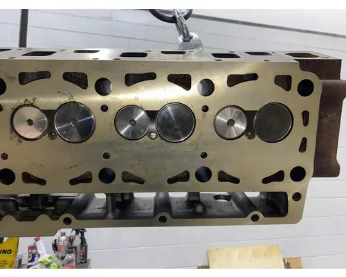 CATERPILLAR 3126 Cylinder Head