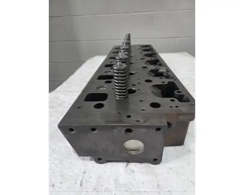CATERPILLAR 3126 Cylinder Head