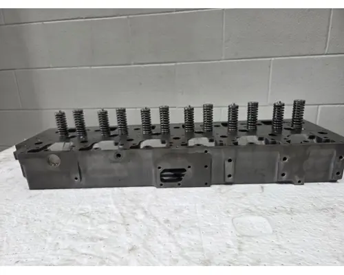 CATERPILLAR 3126 Cylinder Head