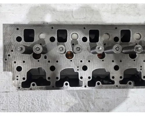 CATERPILLAR 3126 Cylinder Head