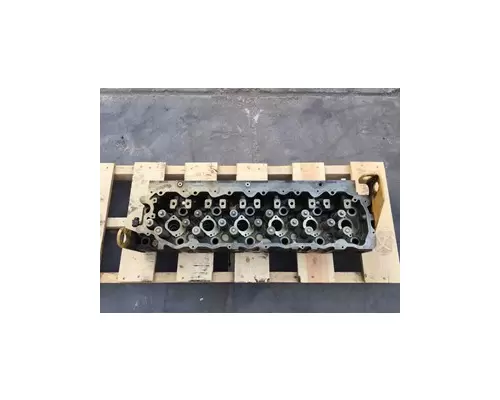 CATERPILLAR 3126 Cylinder Head