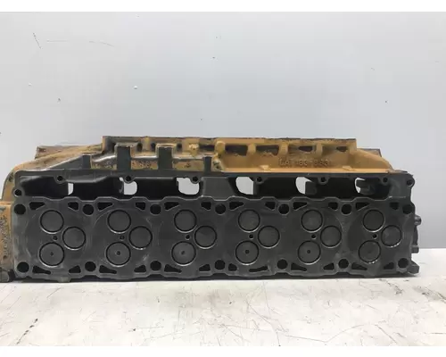 CATERPILLAR 3126 Engine Cylinder Head