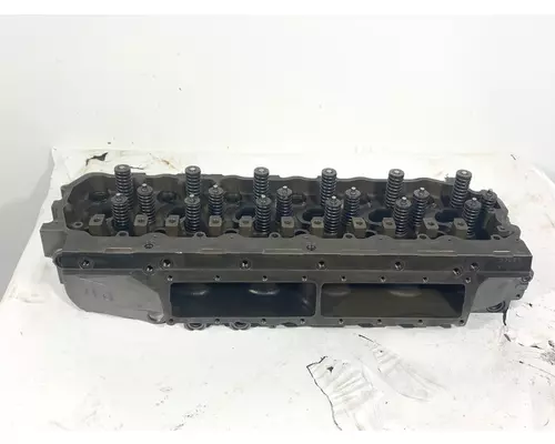 CATERPILLAR 3126 Engine Cylinder Head