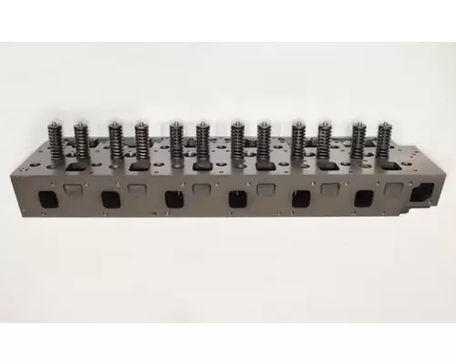 CATERPILLAR 3126 Engine Cylinder Head