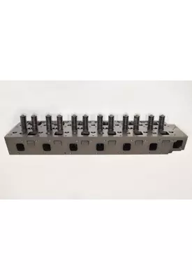 CATERPILLAR 3126 Engine Cylinder Head