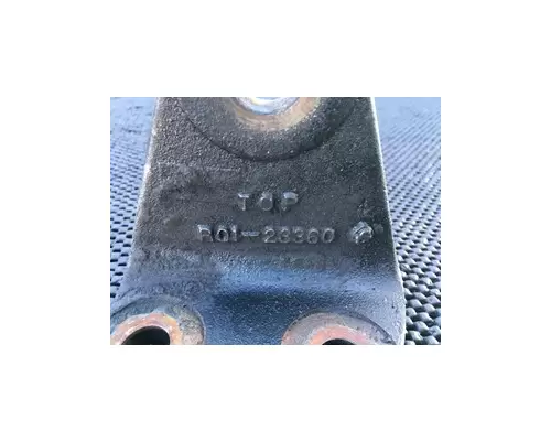 CATERPILLAR 3126 Engine Mounts