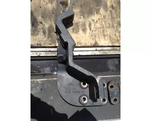 CATERPILLAR 3126 Engine Mounts