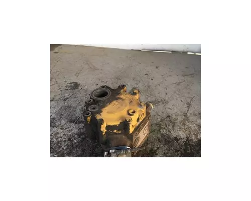 CATERPILLAR 3126 Water Pump