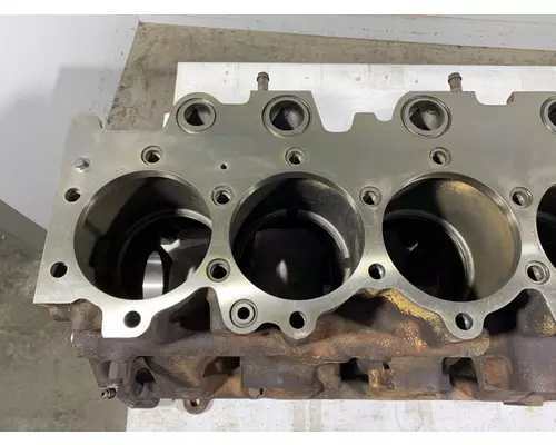 CATERPILLAR 3176 Cylinder Block