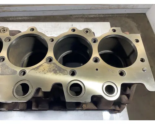 CATERPILLAR 3176 Cylinder Block