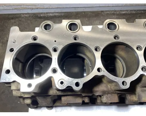 CATERPILLAR 3176 Cylinder Block