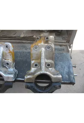 CATERPILLAR 3208 Engine Mounts