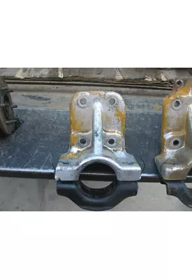 CATERPILLAR 3208 Engine Mounts