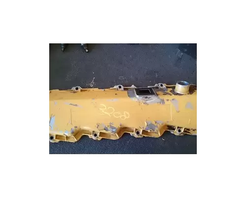 CATERPILLAR 3208 Valve Cover