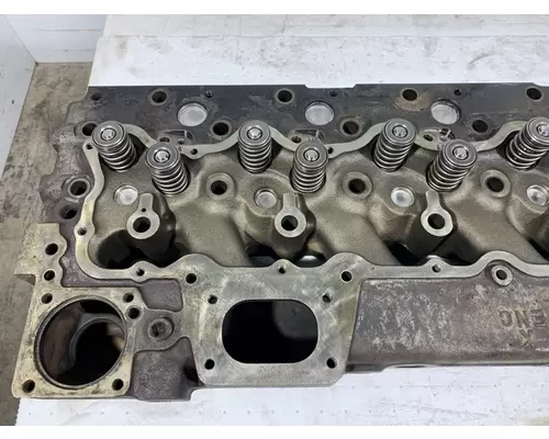 CATERPILLAR 3306B Engine Cylinder Head