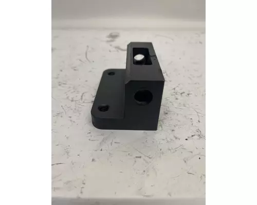 CATERPILLAR 3406A Engine Bracket