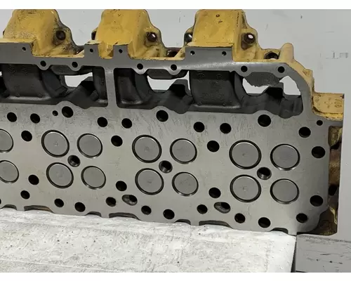 CATERPILLAR 3406B Cylinder Head