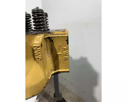 CATERPILLAR 3406B Cylinder Head