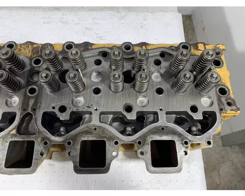CATERPILLAR 3406B Cylinder Head