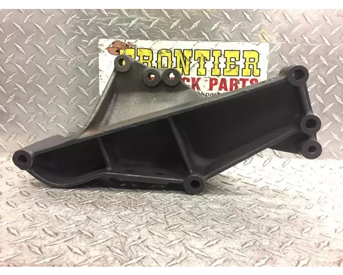 CATERPILLAR 3406B Engine Bracket