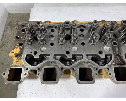 CATERPILLAR 3406B Engine Cylinder Head