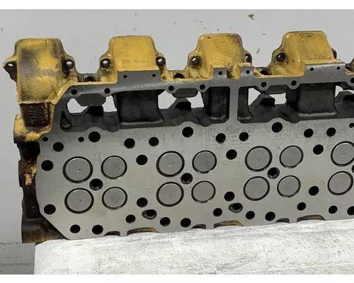 CATERPILLAR 3406B Engine Cylinder Head