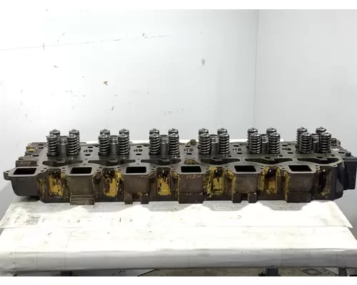 CATERPILLAR 3406B Engine Cylinder Head