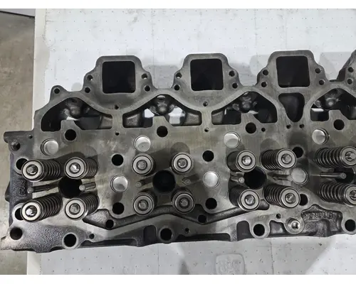 CATERPILLAR 3406C Cylinder Head
