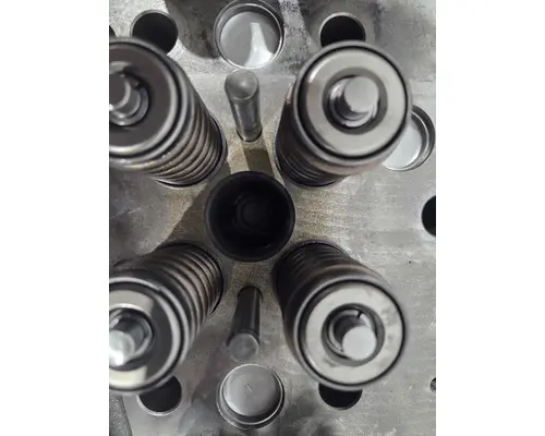 CATERPILLAR 3406C Cylinder Head