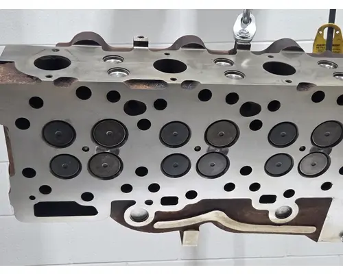 CATERPILLAR 3406E Cylinder Head