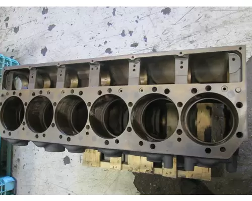CATERPILLAR C10 Cylinder Block