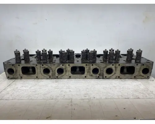 CATERPILLAR C10 Cylinder Head